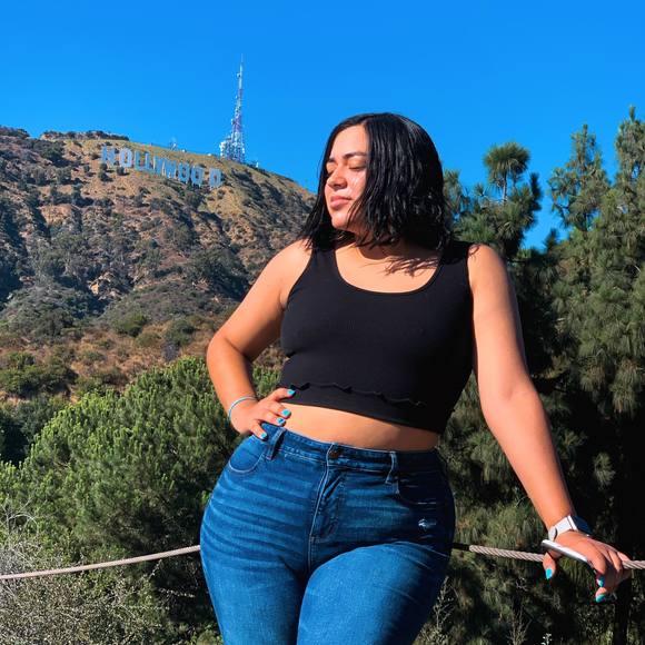 Meet your Posher, Melanie - Picture 1 of 1